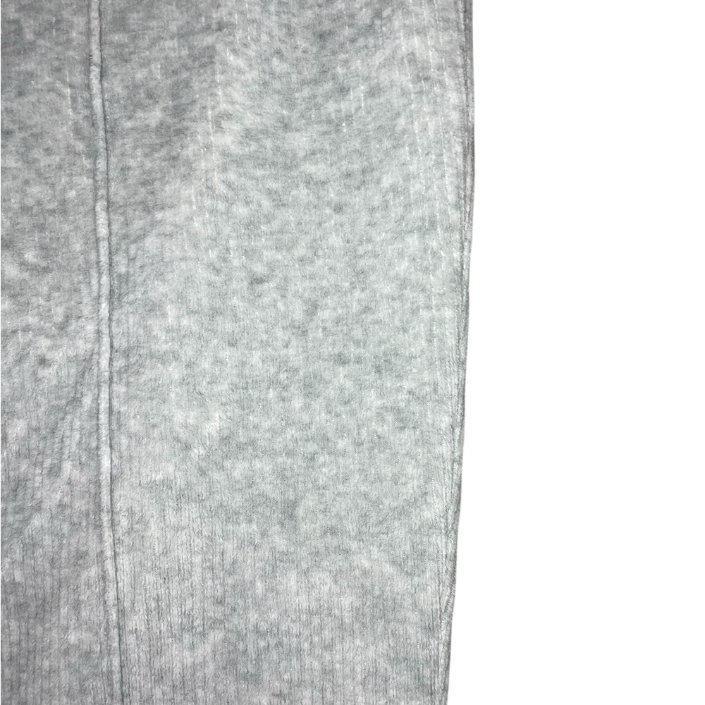 Aerie Groove On Ribbed Velour Flare Pants in Gray - Picture 7 of 12